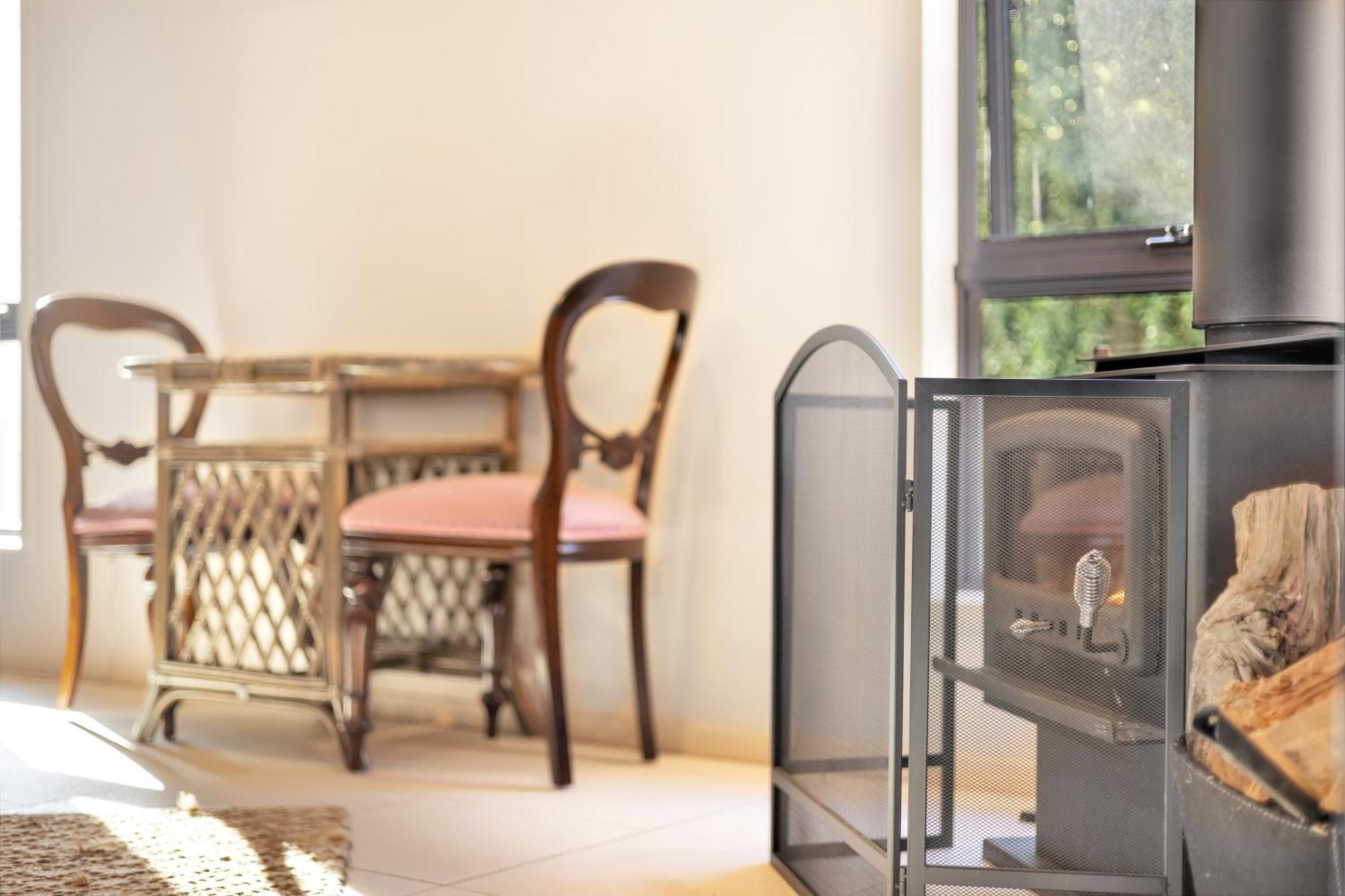 Madsen Retreat Hotel Penguin Ngoại thất bức ảnh