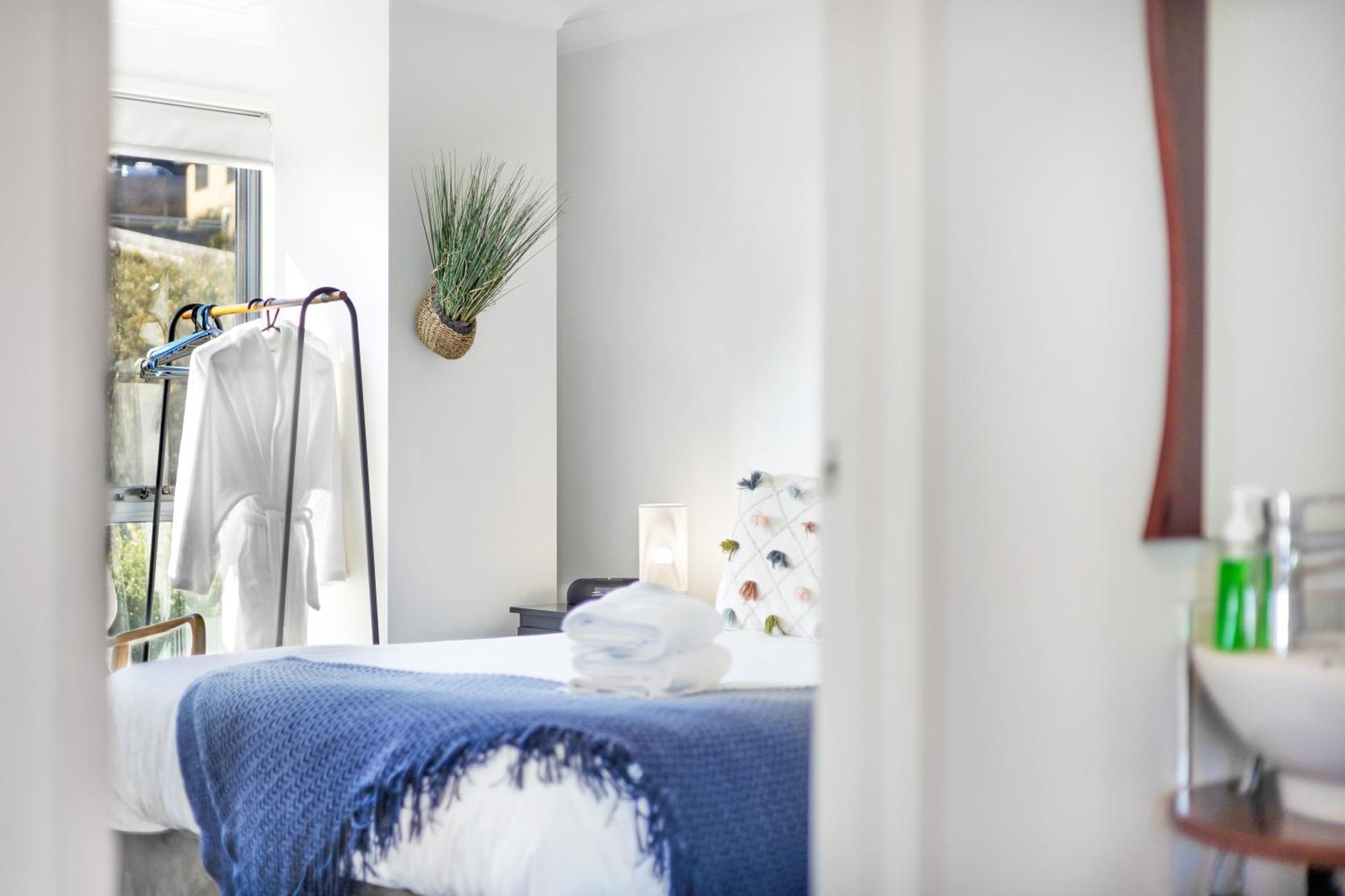 Madsen Retreat Hotel Penguin Ngoại thất bức ảnh