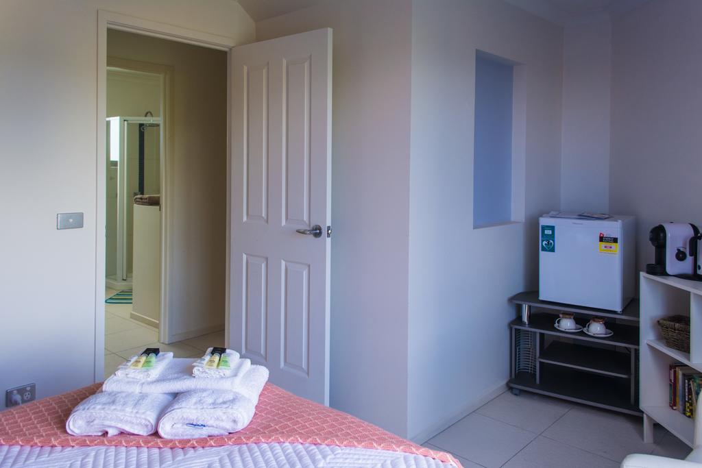 Madsen Retreat Hotel Penguin Ngoại thất bức ảnh